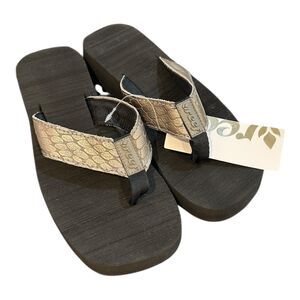 Reef Women’s Embossed LULU Flip Flops Pewter Sz 9 NWT